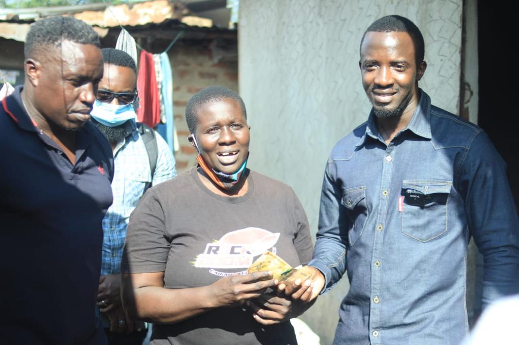 Philanthropist Muhangi gives hand to female boxer Hellen Baleke