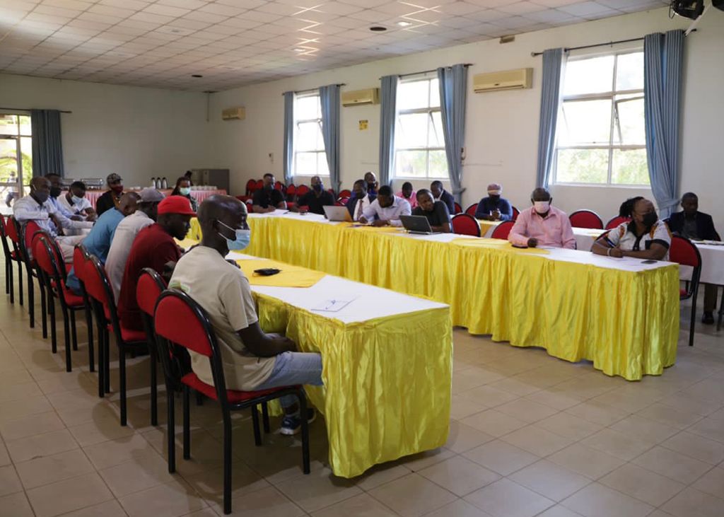 Boxing: 25 turn up for a five day N.T.O certificate course