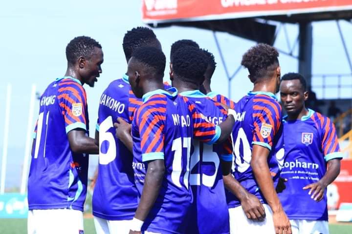 Stanbic Uganda Cup: SC Villa ejects Express FC at Wankulukuku