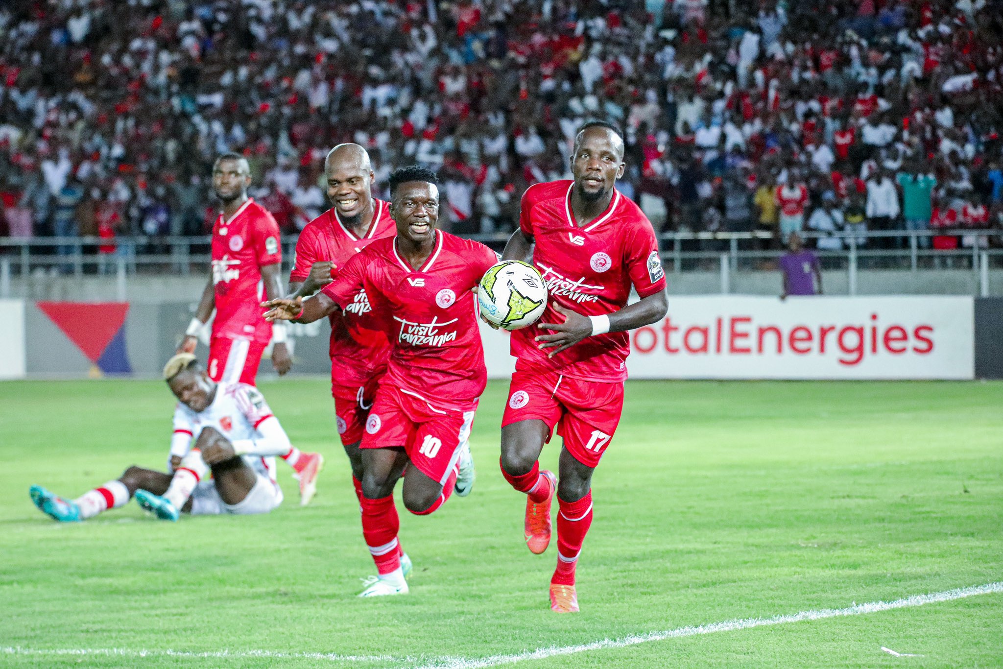 CAF CL: Simba edge Horoya to book quarterfinal slot