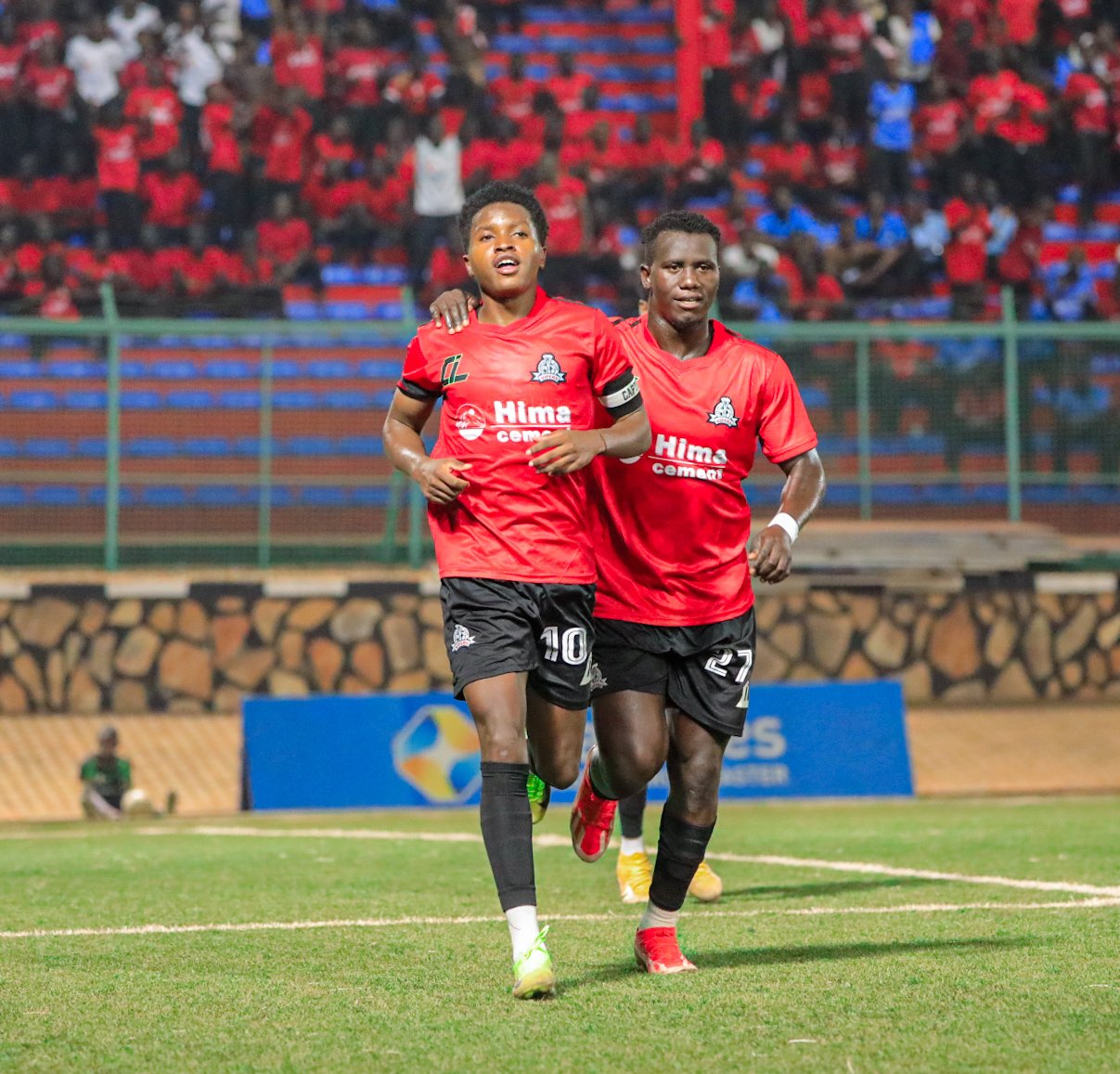 Sentamu’s strike sends Vipers six points clear at the top