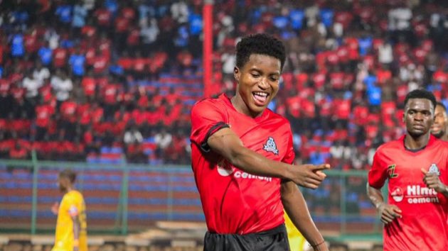 Vipers SC ascends to UPL pinnacle after a home win over Mbarara City